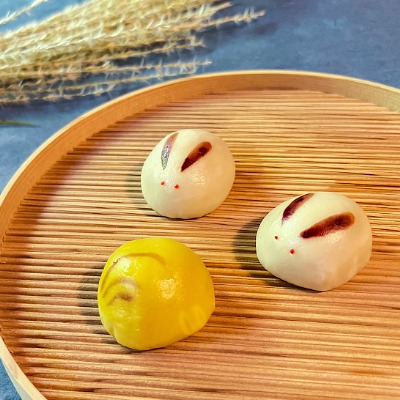【季節のお菓子】麸まんお月見