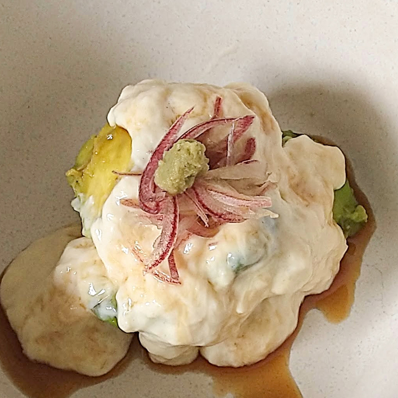 調理例：汲みあげゆばとアボカドのわさび醤油<a href="https://www.hanbey.jp/i/r1161">（https://www.hanbey.jp/i/r1161）</a>