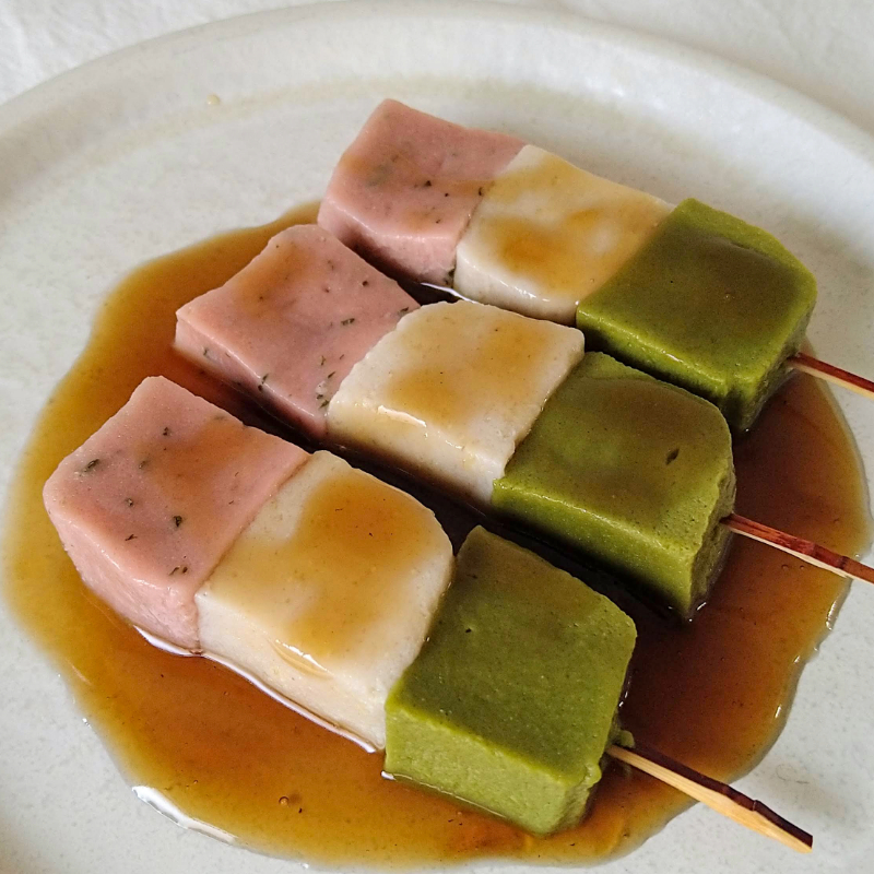 期間限定のなま麸で楽しむ、旬のスイーツレシピです♪なま麸は茹でずに、両面焼いても美味しくお召しがりいただけます。